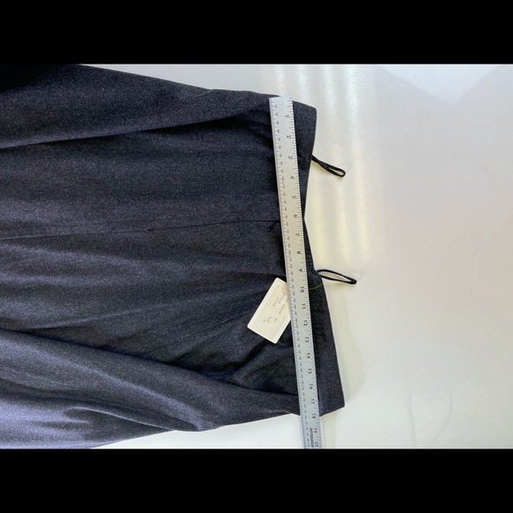NWT VTG Givenchy Gray Wool Skirt Miram Style Sz 36 - Picture 8 of 10